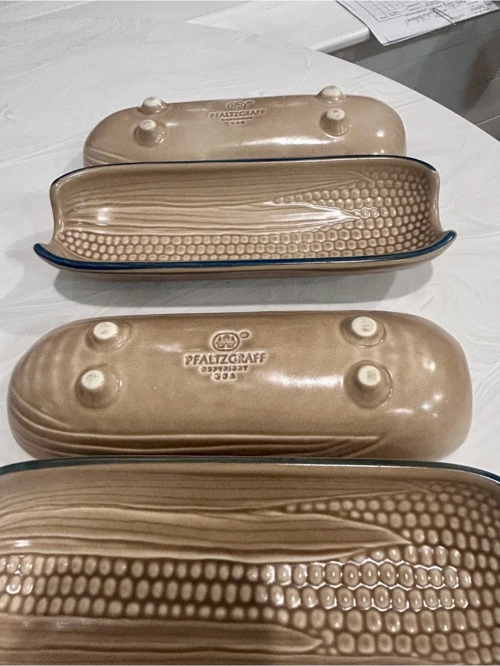 Pfaltzgraff Neutral footed Folk Art Corn on the Cob Holders  set 4 dishes